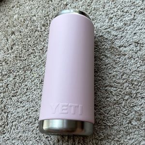 Yeti 26oz rambler in ICE PINK.